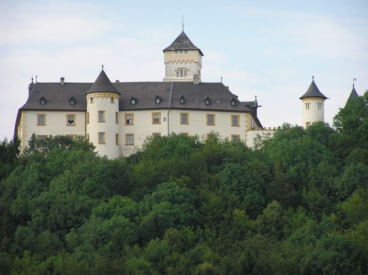 unter dem Schloss Greifenstein