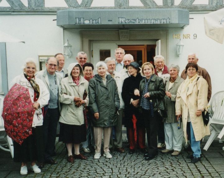 2001_Gruppenfoto-2
